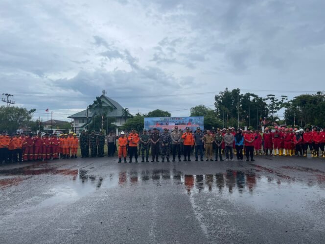 
					Pasi Ops Kodim 1203/Ketapang Hadiri Apel Kesiapsiagaan dan Pengendalian Kebakaran Hutan dan Lahan Kabupaten Ketapang Tahun 2025