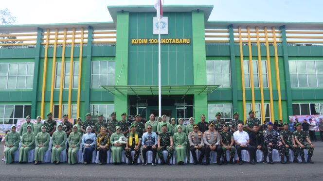 
					Letkol Bayu Oktavianto Sudibyo Pamitan sebagai Dandim 1004/Kotabaru, Digantikan Letkol Cecep Cahyadi