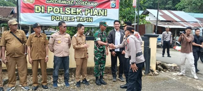 
					Kunjungan Kapolres Tapin ke Piani, Wujud Sinergi TNI-Polri dan Masyarakat dalam Menjaga Keamanan
