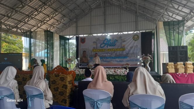 
					Peringatan HUT ke-13 SMAN 1 Salam Babaris, Wujud Sinergi dan Kebersamaan
