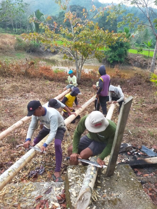 
					Satgas TMMD 125 Bantu Warga Persiapkan Lomba HUT RI Ke-80, Wujud Kepedulian dan Kemanunggalan TNI-Rakyat**