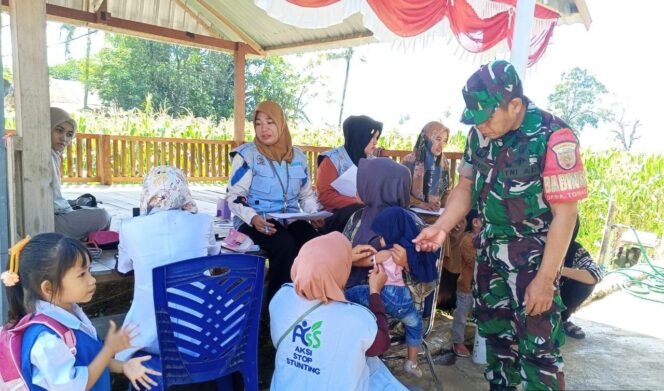 
Babinsa Koramil 1426-06/Mapsu, Lakukan Pendampingan Kegiatan Posyandu Cegah Stunting