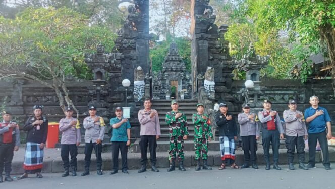 
					Gencarkan Patroli Wilayah, Aparat Di Dawan Sampaikan Pesan Kamtibmas Kepada Warga