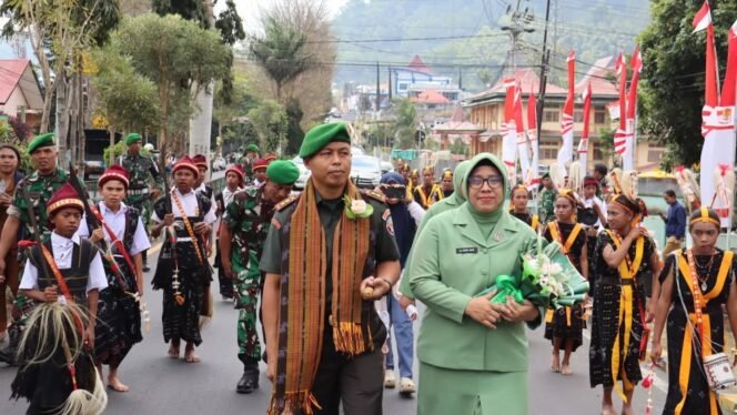 
					Penyambutan Komandan Kodim 1625/Ngada, Letkol Inf. Imam Subekti, S.E. di Makodim 1625/Ngada