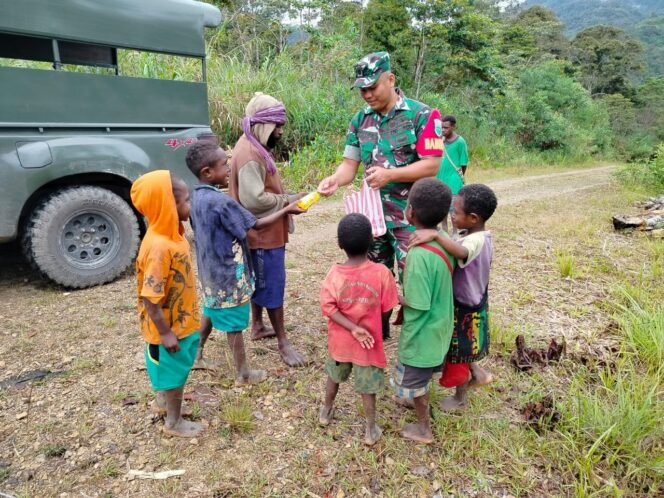 
					TINGKATKAN HUBUNGAN BAIK, BABINSA KOMSOS DENGAN TOKOH PEMUDA