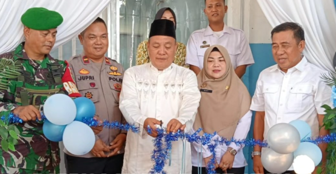 
					Babinsa Koramil 427-07/Negeri Agung Hadiri Grand Opening SPPG Dapur Sejahtera Kampung Bandar Dalam