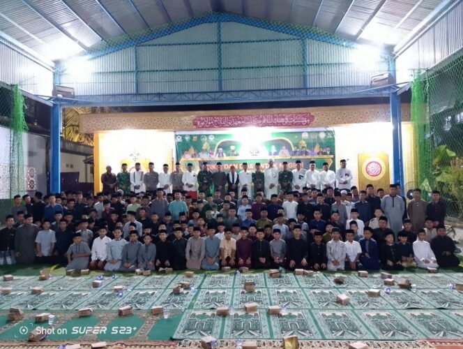 
					Pesantren Nurul Falah Gelar Zikir dan Do’a Bersama, Dandim 0105/Abar Berikan Sambutan