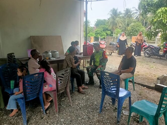 
					Sertu Wisnaruddin Komsos Bersama Warga, Dengarkan Aspirasi Warga