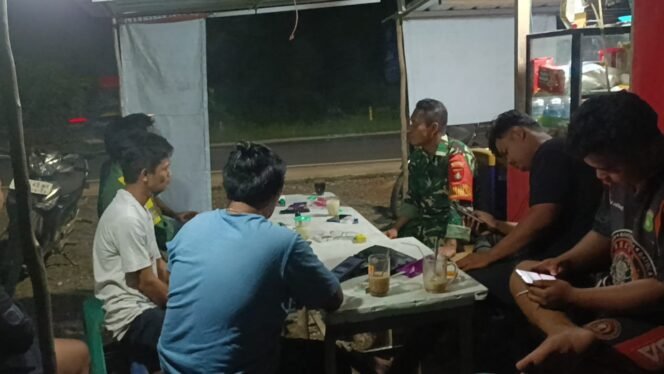 
					Sinergi Babinsa dan Komduk di Barito Kuala Ciptakan Kondisi Wilayah Aman dan Kondusif