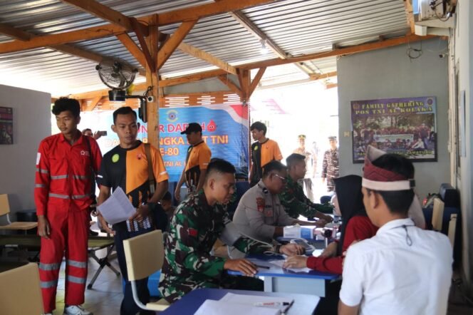 
					Kodim 1412/Kolaka Ikut Serta dalam Donor Darah di Pos AL Kolaka Sambut HUT TNI ke-80