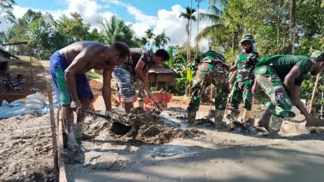 
					Semangat Tanpa Lelah: TNI dan Warga Waropko Bergotong Royong Wujudkan Jalan Impian Melalui TMMD Ke-126