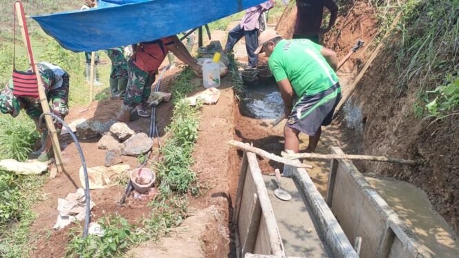 
					Dari Kekeringan Menuju Harapan: Irigasi Waelenteng Buah Karya TMMD 126 Kodim Manggarai