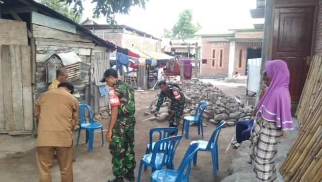 
					Pengukuran Batas Tanah di Dusun Wawo, Babinsa Tekankan Kerja Sama dan Toleransi Warga
