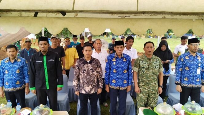 
					Dandim 1421/Pangkep Ikuti Vicon Pembangunan Koperasi Desa Merah Putih Bersama Presiden RI