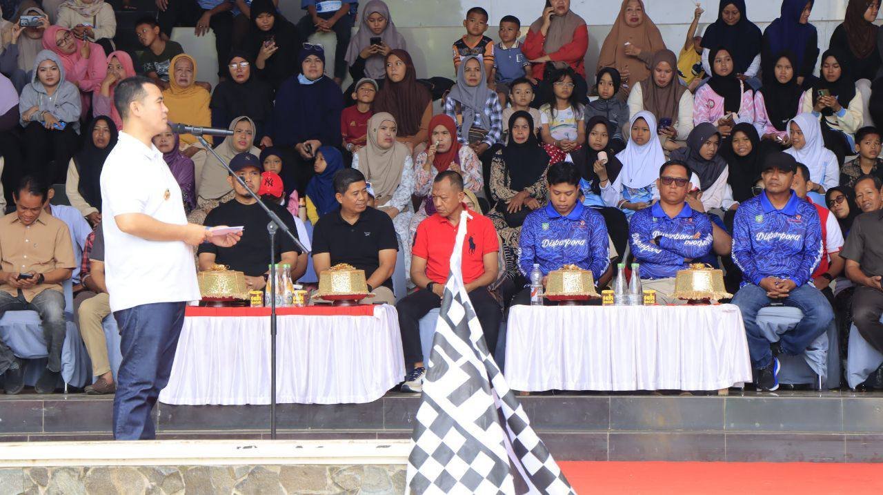 Dandim 1421/Pangkep Hadiri Pangkep Marching Band Festival 2025, Apresiasi Kreativitas Generasi Muda