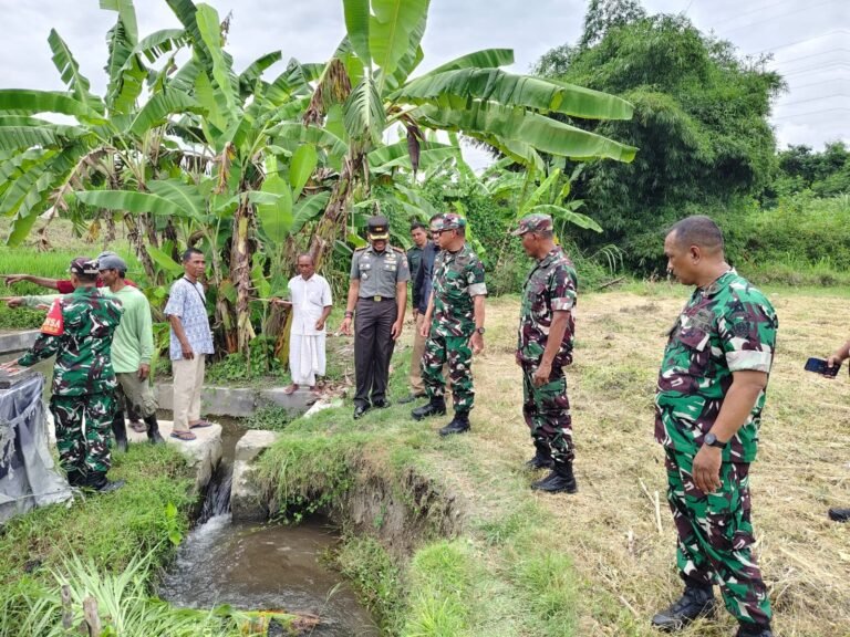 Gelar Evaluasi Bidang Bakti TNI, Tim Wasev Sterad Tinjau Langsung Sasaran Fisik Karbak TNI Satkowil Kodim Klungkung
