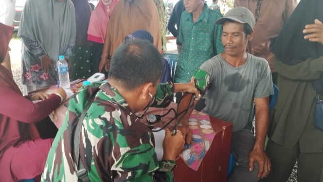 
					Ratusan Warga Tumih Nikmati Layanan Pengobatan Gratis dari TMMD Ke-126