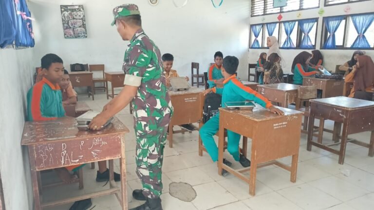 Jajaran Korem 012/TU Kawal Program MBG, Babinsa Kodim 0110/Abdya Pastikan Penyaluran Tepat Sasaran