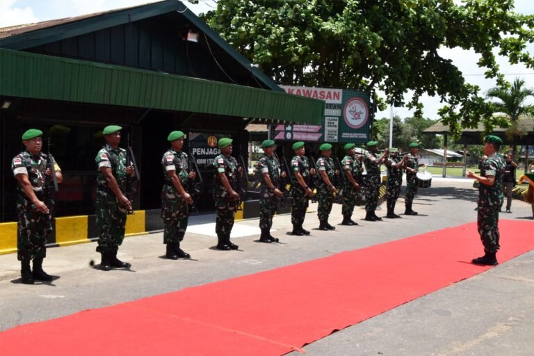 Pangdam XXIV/Mandala Trikora Mayjen TNI Lucky Avianto Kunjungi Kodim 1707/Merauke