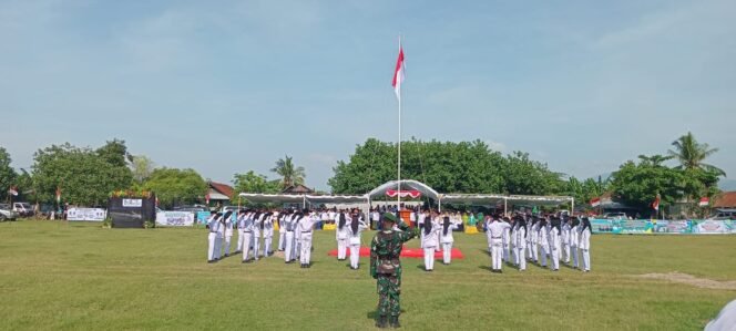 
					Peringatan Hari Santri Nasional ke-10 di Dompu, Dandim 1614/Dompu Diwakili Pasiterdim Hadiri Upacara di Manggelewa