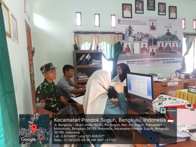 
Kodim 0428/MukoMuko, Terus Menjalin Silaturahmi, Serta Mempererat Hubungan Keakraban Bersama Perangkat Desa Pondok Suguh
