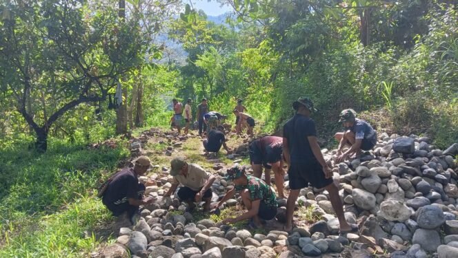 
					Warga Desa Rado Antusias, Jalan TMMD 126 Buka Harapan Baru untuk Akses Ekonomi dan Layanan Publik