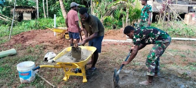 
					TMMD Kodim 1711/BVD Wujudkan Infrastruktur Dasar, Fasilitas MCK Hadir di Waropko
