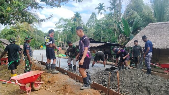 
					Warga Waropko Antusias, Jalan TMMD 126 Segera Rampung Permudah Akses dan Ekonomi