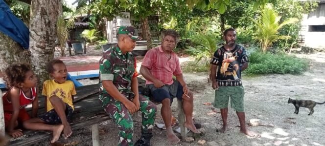 
					BABINSA RAMIL 1705-02/NAPAN MELAKSANAAN KEGIATAN KOMSOS DI WILAYAH DESA BINAANNYA