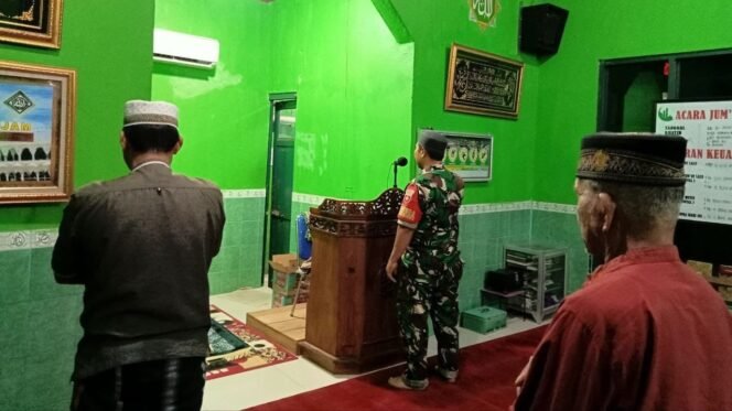 
					Safari Subuh Babinsa Kodim 1420/Sidrap: Pererat Tali Silaturahmi Lewat Komunikasi Sosial di Wilayah Binaan