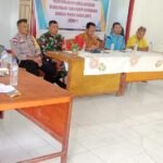 Babinsa Koramil 1612-02/Reok Dukung Musdesus Desa Loce dengan Inovasi Digital