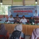 Dukung Program Pemerintah Babinsa Koramil 408-05/Manna Hadiri Musrenbang Desa