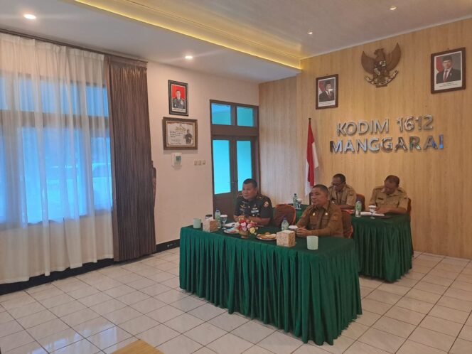 
					Kodim 1612/Manggarai Makin Aktif: Dari Lapangan Hingga Ruang Rapat, Semua Demi Masyarakat