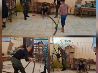 Pasca Banjir Melanda Kec. Woyla, Babinsa Koramil 02/Woyla, Bersihkan Sekolah Dasar yang Ada di Wilayah Binaan Setelah Banjir Melanda Wilayah Tersebut