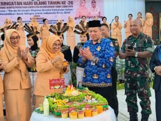 Komandan Kodim 1015/Sampit Hadiri Peringatan Hari Darma Wanita Persatuan Kab. Kotim ke 26