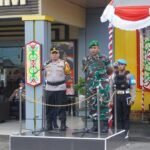 Komandan Kodim 1015/Sampit Hadiri Apel Gelar Pasukan Operasi Kepolisian Terpusat "Lilin Telabang" tahun 2025 dalam rangka Pengamanan Natal 2025 dan Tahun Baru 2026