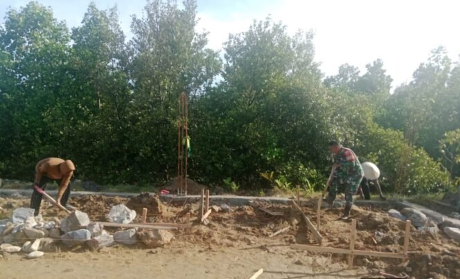 
					Babinsa Koramil 05/Pakue Dorong Percepatan Pembuatan Koperasi Merah Putih