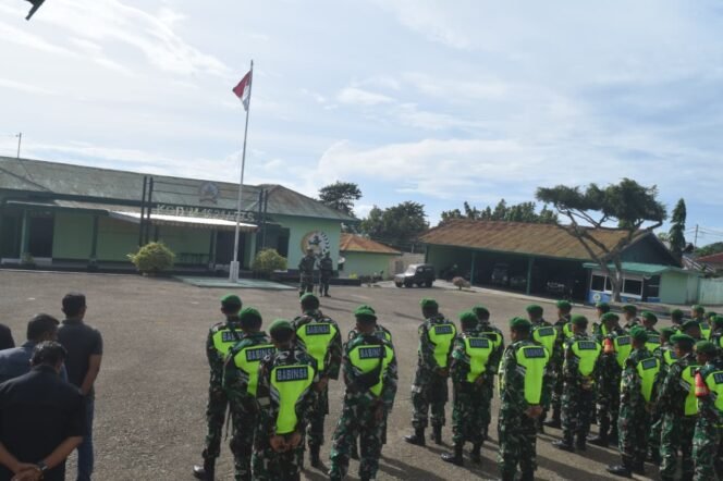 
					Pastikan Wilayah Aman dan Kondusif, Dandim 1621/TTS Pimpin Apel Siaga Pergantian Tahun