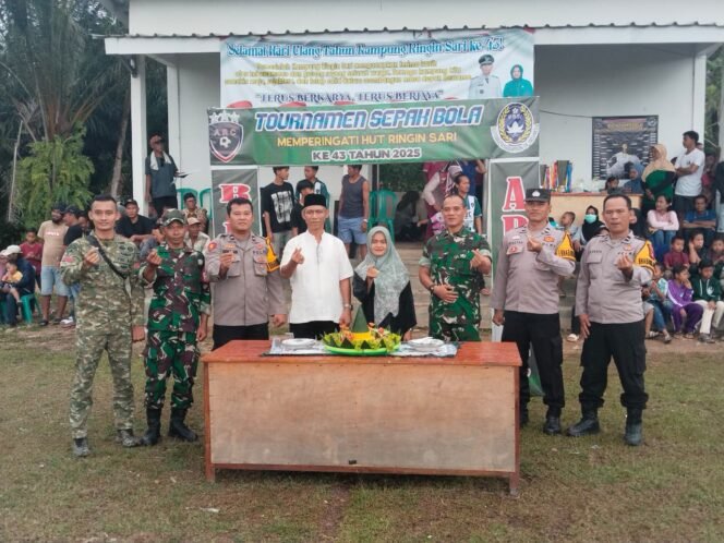 
					Kapten Inf Muhammad Yusuf Danramil 426-04 BA, Hadiri Final Sepak Bola di Kabupaten Tulang Bawang