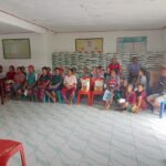 Dampingi Warga, Babinsa Koramil 1612-03/Borong Kawal Bantuan Pangan