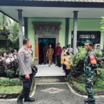 Babinsa Desa Susut Bersama Bhabinkamtibmas Laksanakan Pemantauan Wilayah dan Komsos di SMPN 3 Susut