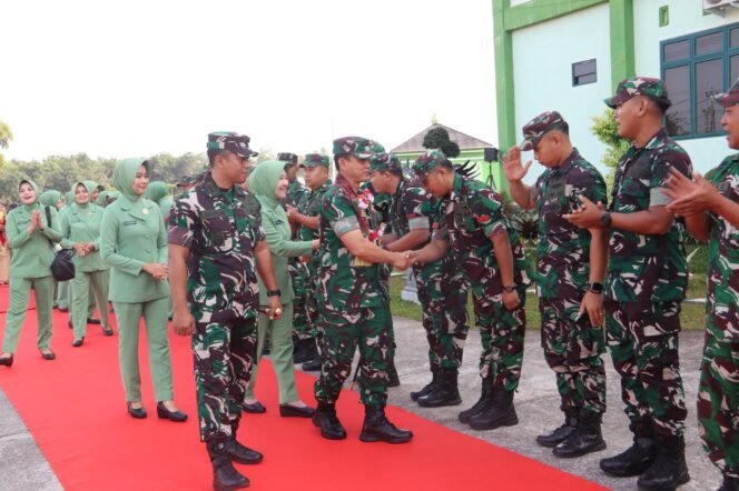
					Kunjungi Kodim 0432/Bangka Selatan, Pangdam II/Sriwijaya Tekankan Moral dan Disiplin Prajurit
