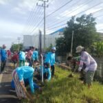 BABINSA KELURAHAN AMPARITA LAKSANAKAN KARYA BAKTI RUTIN DI LINK. 1 PAKKAWARUE