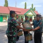 Personel Kodim 1015/Sampit Terima Paket Kaporlap Baru Dari KASAD