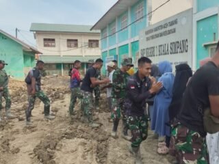 Tugas Usai, Air Mata Warga Aceh Tamiang Melepas Kepergian Prajurit TNI