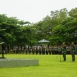 Kodam XXIV Mandala Trikora Apresiasi Prajurit Berprestasi pada Upacara Mingguan