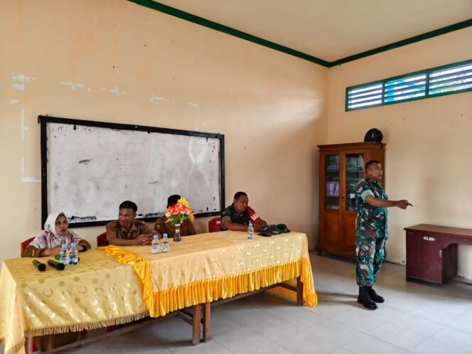 
					Kodim 1509/Labuha Kerahkan Personil Babinsa Jajarannya Untuk Sosialisasi Penerimaan Prajurit TNI AD