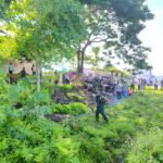 Kodim 1503/Tual Bersama Polres Tual Laksanakan Aksi Bersih Sampah di Teluk Taar