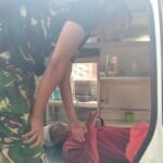 Satgas TMMD 127 Kodim 1417/Kendari Tunjukkan Kepedulian Sosial, Dampingi Evakuasi Warga ODGJ