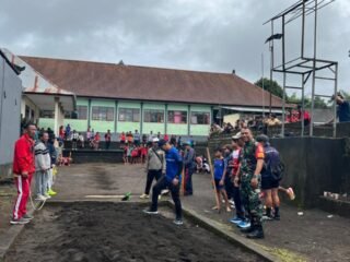 Ratusan Siswa Ikuti Seleksi Porjar, Babinsa Pastikan Kegiatan Kondusif